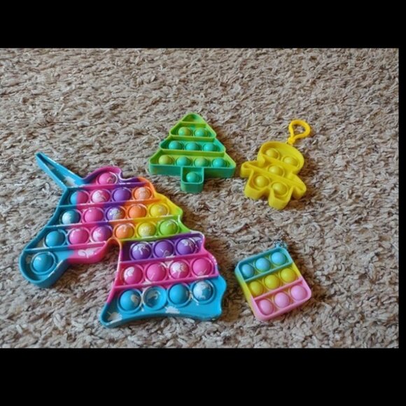 Lot of 4 pop fidgets - Picture 1 of 1